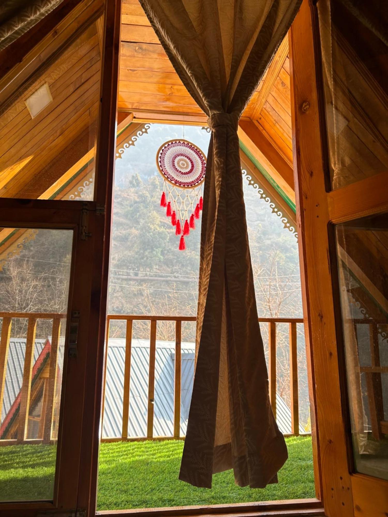 Sainj Riverside Cottages Екстер'єр фото
